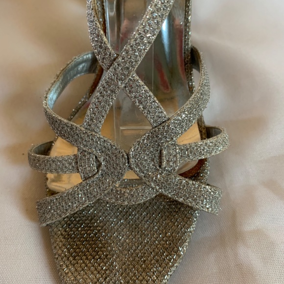 Sparkly Pierre Dumas Silver Strappy Sandals Heels! - Picture 2 of 8